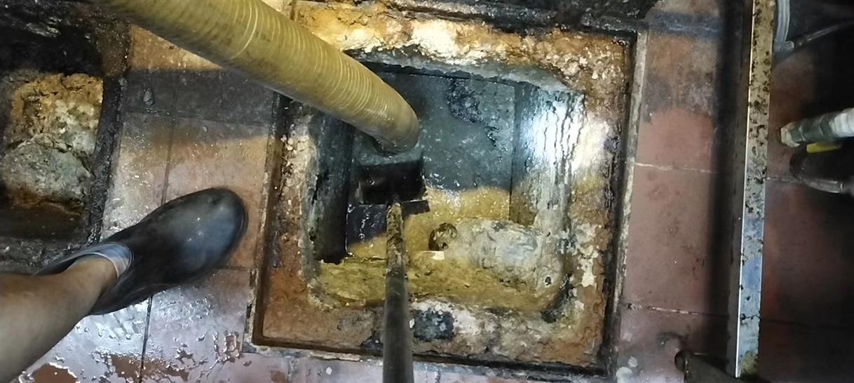 赤坎污水池清理一般都有毒气，怎么预防中毒呢？