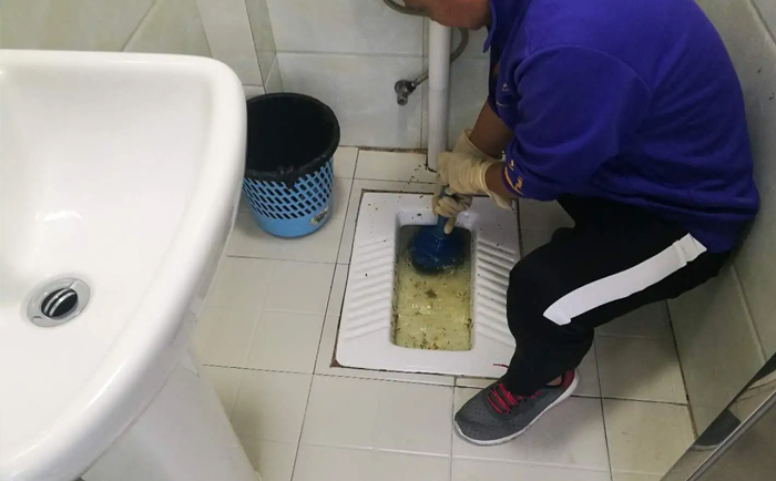 赤坎疏通蹲坑